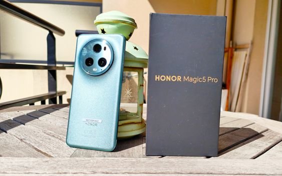 Geekzilla.tech Honor Magic 5 Pro